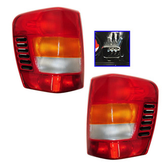 TRQ® - Driver Side Replacement Tail Lights