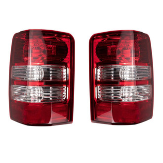 TRQ® - Driver Side Replacement Tail Lights