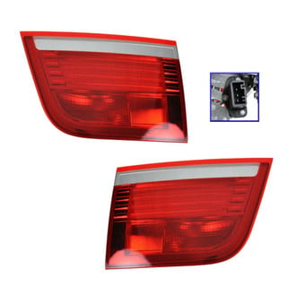 TRQ® - Driver and Passenger Side Inner Replacement Tail Lights