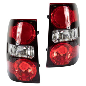 TRQ® - Driver and Passenger Side Replacement Tail Lights