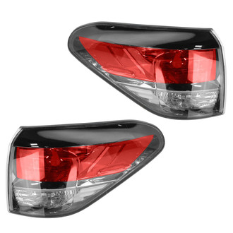 TRQ® - Driver and Passenger Side Outer Replacement Tail Lights