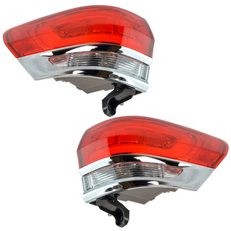 TRQ® - Driver and Passenger Side Outer Replacement Tail Lights
