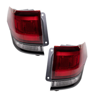 TRQ® - Driver and Passenger Side Outer Replacement Tail Lights