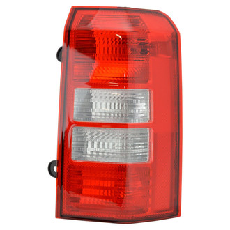 TRQ® - Passenger Side Replacement Tail Light