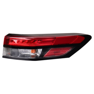 TRQ® - Passenger Side Outer Replacement Tail Light