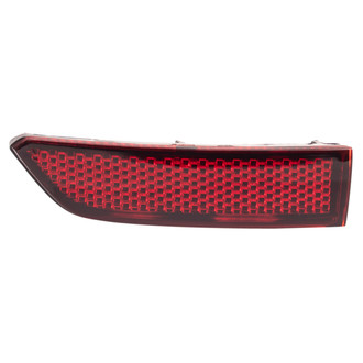 TRQ® - Rear Outer Passenger Side Bumper Reflector