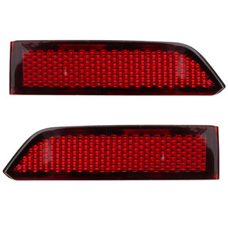TRQ® - Rear Driver and Passenger Side Bumper Reflector Set