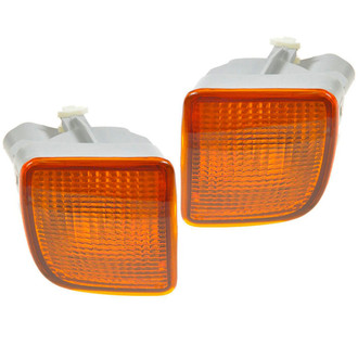 TRQ® - Driver and Passenger Side Replacement Turn Signal/Parking Lights