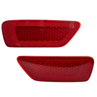 TRQ® - Rear Driver and Passenger Side Bumper Reflector Set