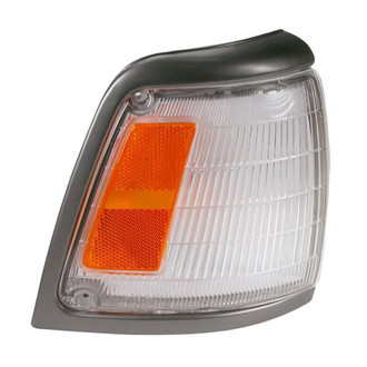 TRQ® - Passenger Side Replacement Turn Signal/Corner Light