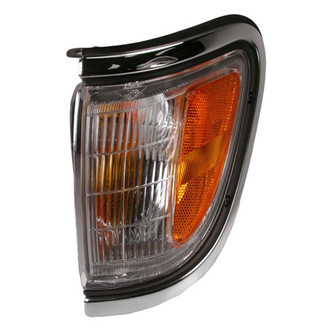 TRQ® - Driver Side Replacement Turn Signal/Corner Light