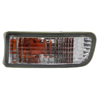 TRQ® - Passenger Side Replacement Turn Signal/Parking Light