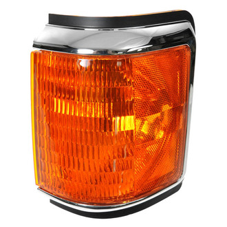TRQ® - Driver Side Replacement Turn Signal/Corner Light