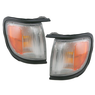 TRQ® - Driver and Passenger Side Replacement Turn Signal/Corner Lights