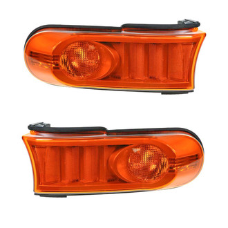 TRQ® - Driver and Passenger Side Replacement Turn Signal/Corner Lights