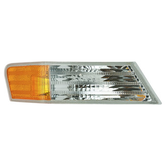 TRQ® - Passenger Side Replacement Turn Signal/Parking Light