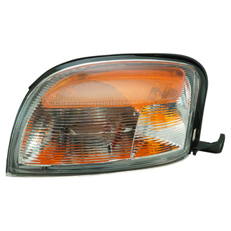 TRQ® - Passenger Side Replacement Turn Signal/Corner Light