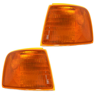 TRQ® - Driver and Passenger Side Replacement Turn Signal/Corner Lights
