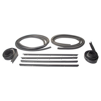 TRQ® - Driver and Passenger Side Door Window Belt Weatherstrip Kit