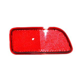 TYC® - Rear Passenger Side Bumper Reflector (Standard Line)