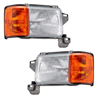 TYC® - Driver and Passenger Side Replacement Headlight Set (Standard Line)