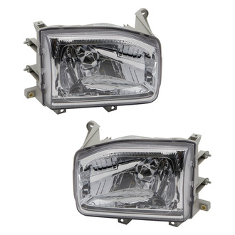 TYC® - Driver and Passenger Side Replacement Headlight Set (Standard Line)