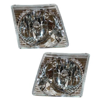 TYC® - Driver and Passenger Side Replacement Headlight Set (Standard Line)