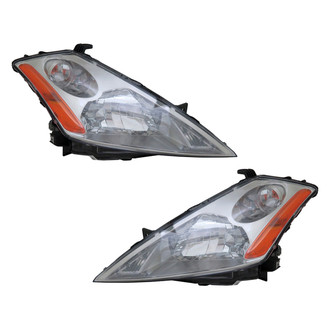 TYC® - Driver and Passenger Side Replacement Headlight Set (Standard Line)