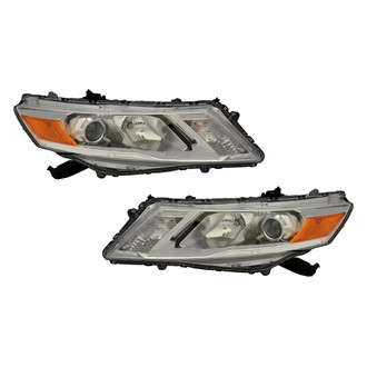 TYC® - Driver and Passenger Side Replacement Headlight Set (Standard Line)