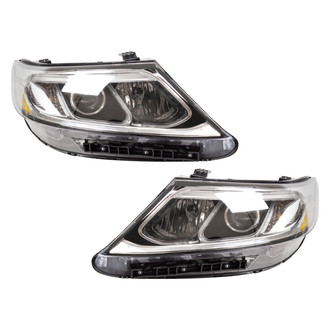 TYC® - Driver and Passenger Side Replacement Headlight Set (Standard Line)