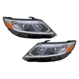 TYC® - Driver and Passenger Side Replacement Headlight Set (Standard Line)