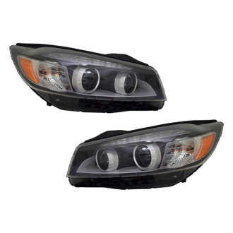 TYC® - Driver and Passenger Side Replacement Headlight Set (Standard Line)