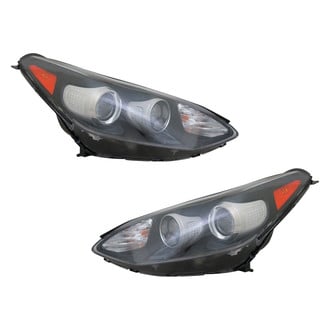 TYC® - Driver and Passenger Side Replacement Headlight Set (Standard Line)