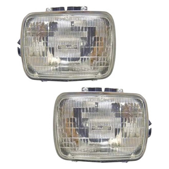 TYC® - Driver and Passenger Side Replacement Headlight Set (Standard Line)