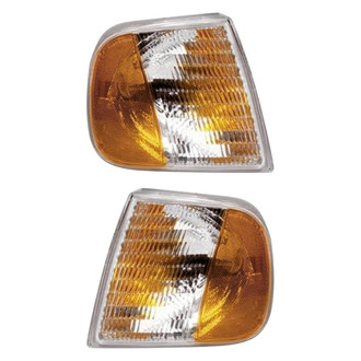 TYC® - Driver and Passenger Side Replacement Turn Signal/Corner Light Set (Value Line)