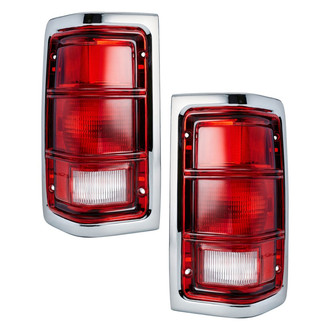 TYC® - Driver and Passenger Side Replacement Tail Lights (Standard Line)