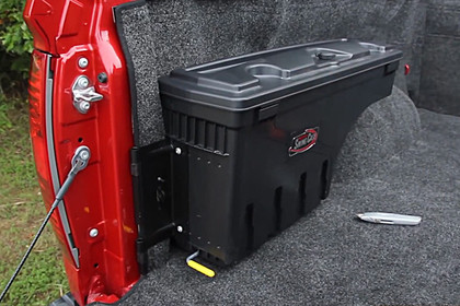 UnderCover® - Swing Case With Bedrug Installation
