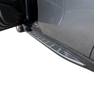 Vanguard Off-Road® - 5" OEM Style Brushed Running Boards