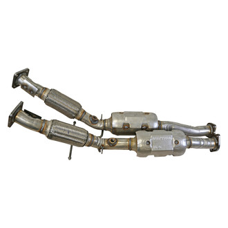 Walker® - Ultra™ Direct Fit Round Body Catalytic Converter and Pipe Assembly