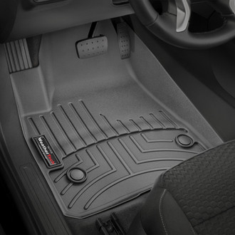 WeatherTech® - DigitalFit™ 1st Row Black Molded Floor Liners