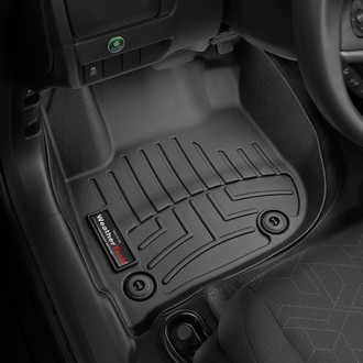 WeatherTech® - DigitalFit™ 1st Row Black Molded Floor Liners