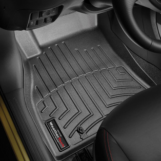 WeatherTech® - DigitalFit™ 1st Row Black Molded Floor Liners