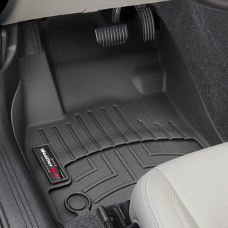 WeatherTech® - DigitalFit™ 1st Row Black Molded Floor Liners