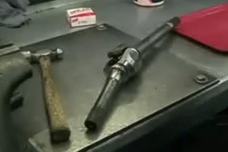 Yukon Gear & Axle® - How to install front axle universal joints 